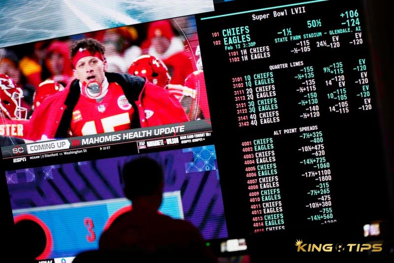 Decoding why do betting odds change?