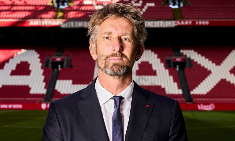 Edwin van der Sar is one of the Netherlands' greatest goalkeepers