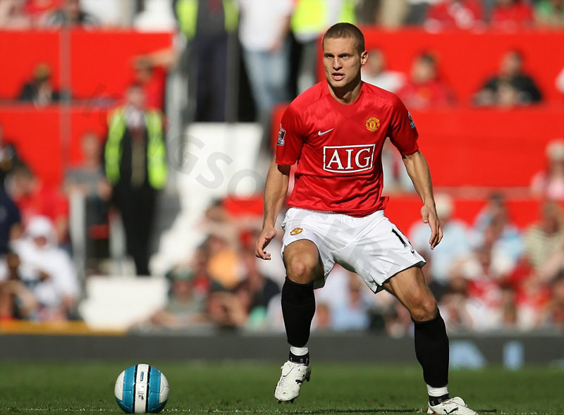 Man Utd's defensive leader N. Vidic