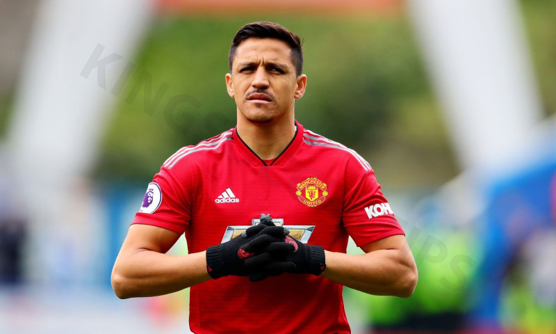 Alexis Sánchez is a football player with number 17 talent
