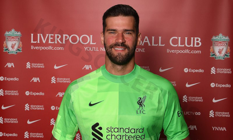 Alisson Becker is a handsome liverpool player that makes many girls fall in love