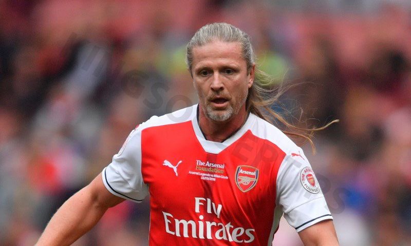 Emmanuel Petit is a player wearing shirt number 17 of the French national team