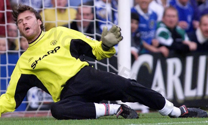 Massimo Taibi is the world's worst goalkeeper