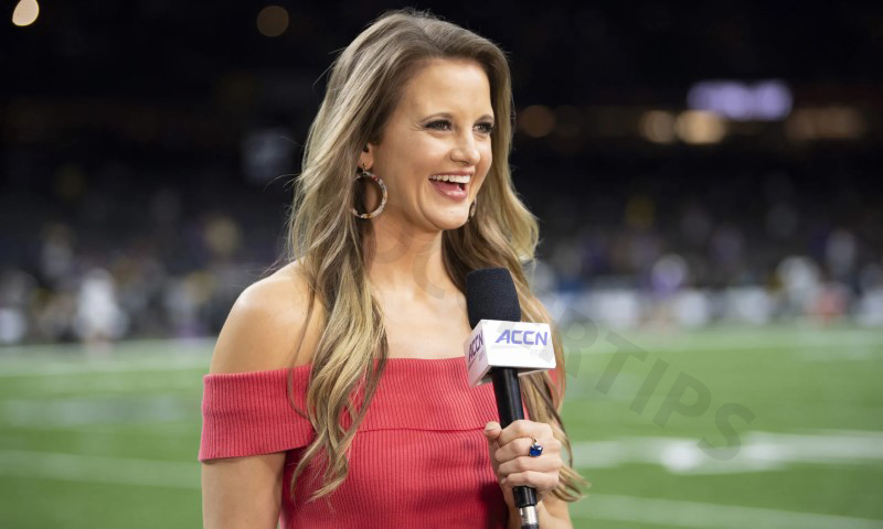 Kelsey Riggs female sports reporter on ESPN is of interest to many people