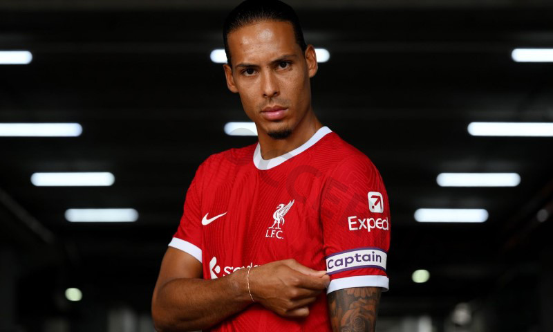 Virgil van Dijk is the top midfielder today