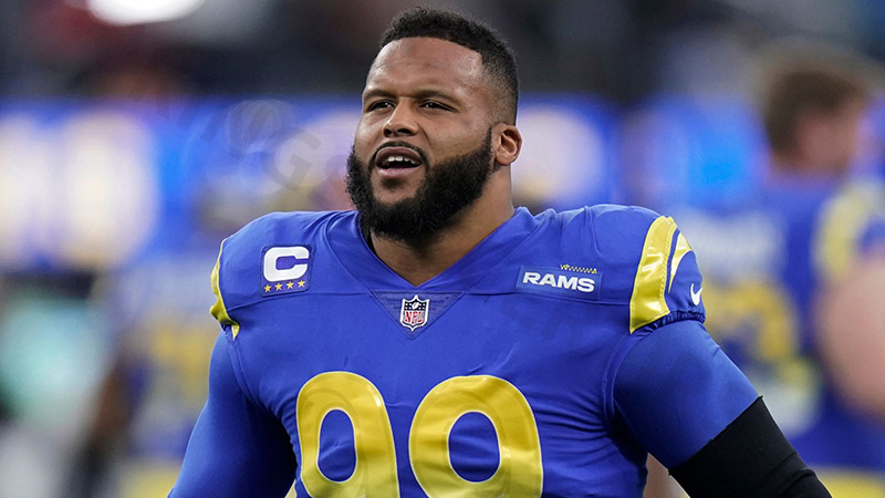 Who is the best defensive player in NFL: Aaron Donald