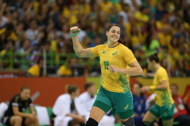 Duda Amorim - Best female handball players