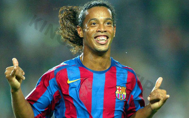 Ronaldinho - Top free kick goal