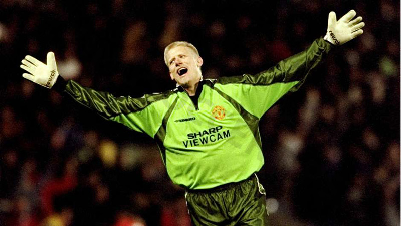 Best goal save in football history: Peter Schmeichel Vs Rapid Vienna, 1996