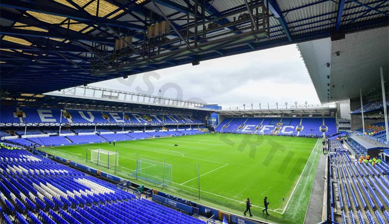 The oldest football stadium in the world: Goodison Park (Anh - 1892)