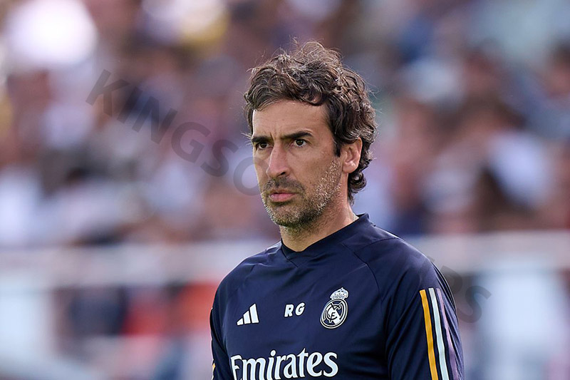 Raul Gonzalez - Fastest players to reach 100 goals​