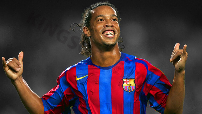 Ronaldinho - Best free kick taker