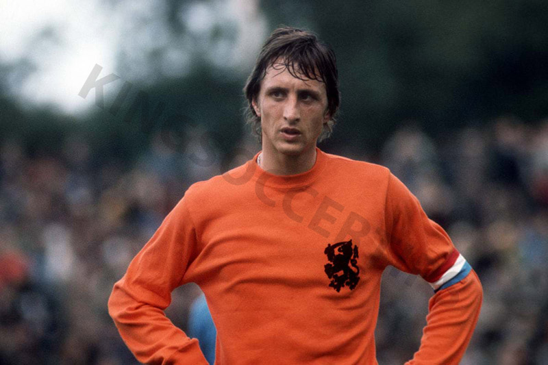 Who has the most ballon d'or awards - Johan Cruyff