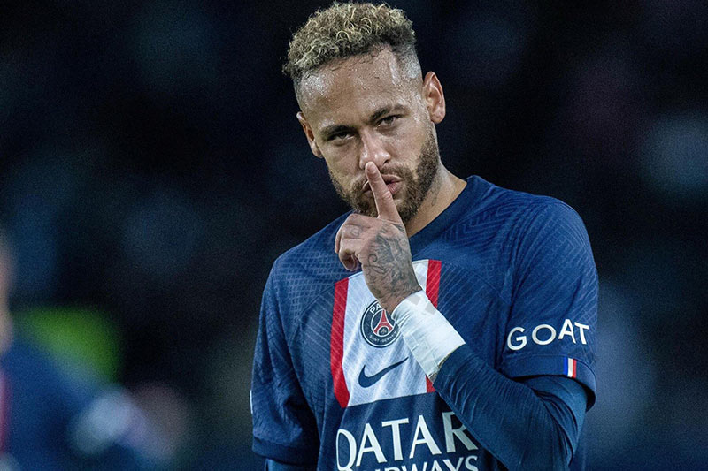 Who is the richest football player in the world​ - Neymar