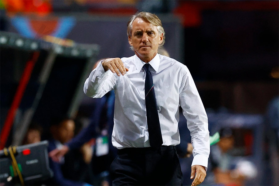 Most educated football managers - Roberto Mancini: Coach of cultural diversity 