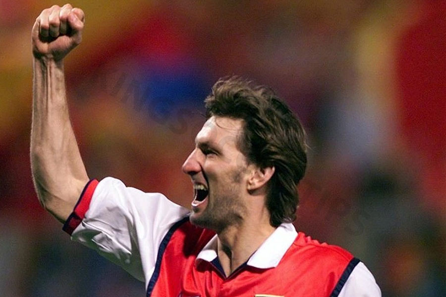 Tony Adams - Greatest football captains