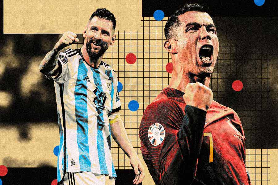 The most obvious difference between Messi and Ronaldo lies in their playing style