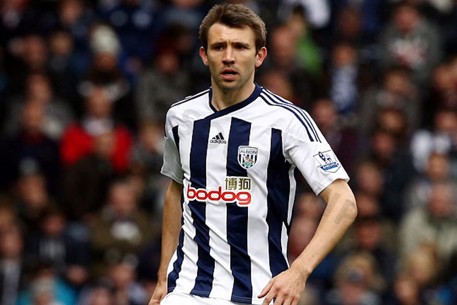 Gareth McAuley - The player with worst own goals in football