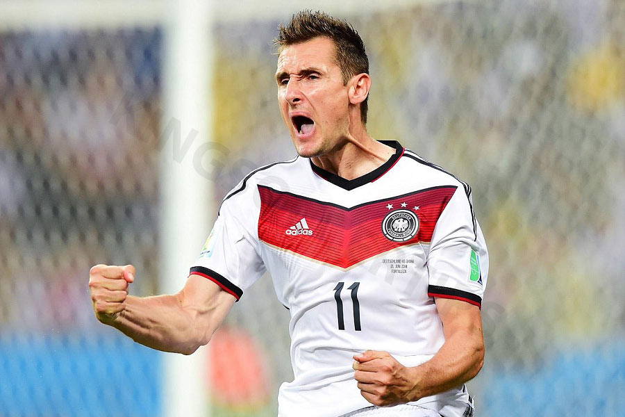 Miroslav Klose - Players hardest goal in soccer