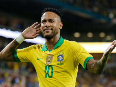 Neymar - Players most international goals