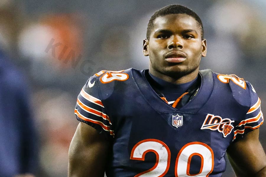 Tarik Cohen - Shortest NFL player