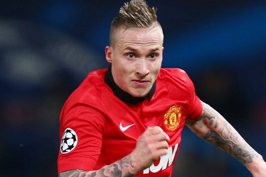 Alexander Büttner - Worst man utd defenders