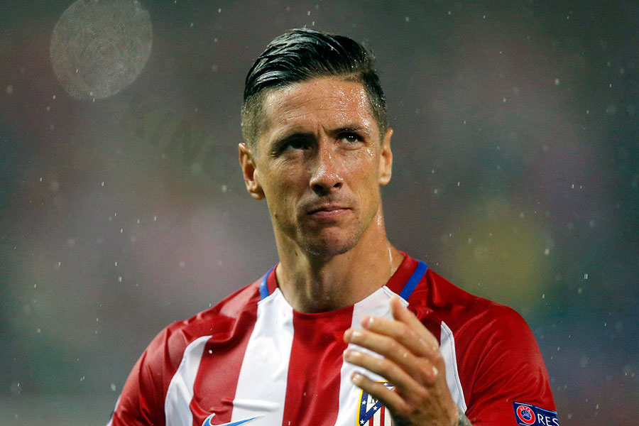 Fernando Torres - The player who had the worst open goal miss