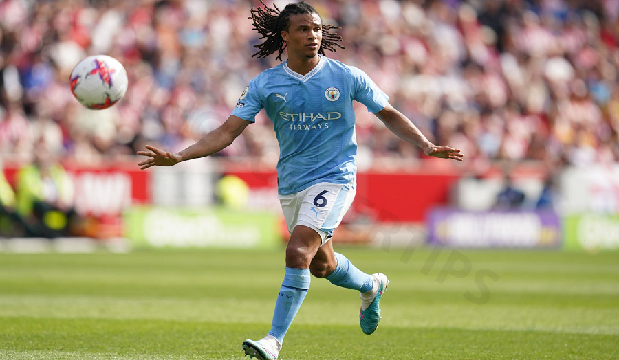 Aké's versatility and bravery have helped Bournemouth stabilize their defence, helping take the team to new heights.