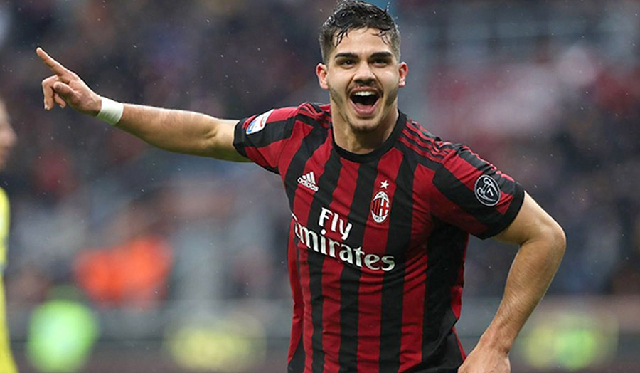 André Silva – Explosive striker with versatile scoring ability
