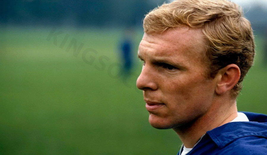 Bobby Moore – Defensive icon and leadership spirit