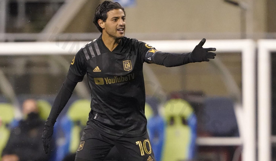 Carlos Vela - Mexican magic lights up Anoeta Stadium with creativity