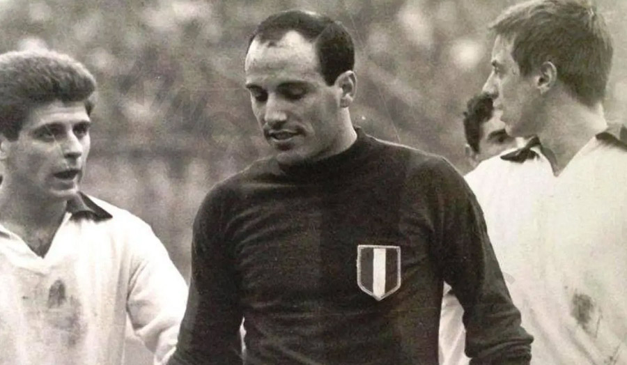 Ezio Pascutti - A consistent goalscorer, instrumental in the 1963–64 Serie A title