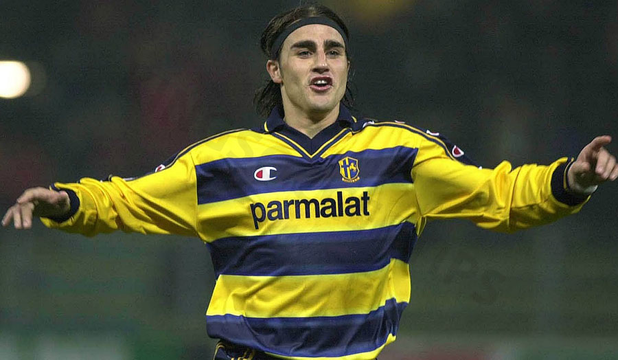Fabio Cannavaro – Defensive leader with excellent reading of situations and aerial ability