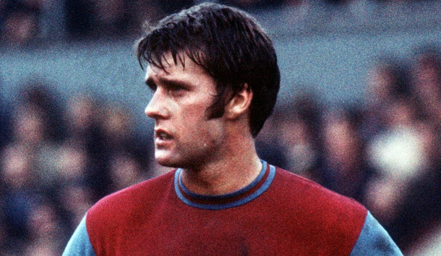 Geoff Hurst - Hat-trick World Cup 1966, FA Cup 1964, legend of both England and West Ham
