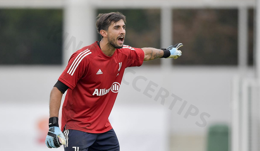 Mattia Perin – Goalkeeper with quick reflexes and excellent saves