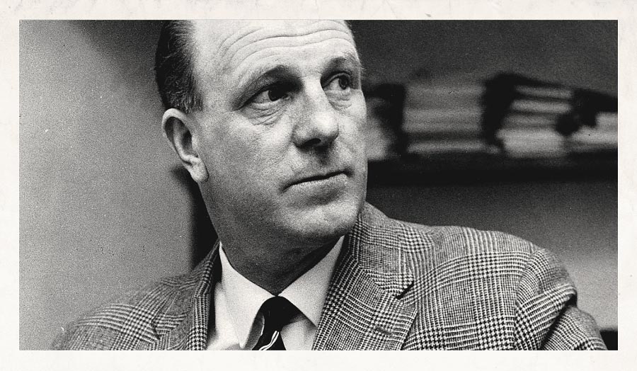 Stan Cullis - Defender and mentor, leading Wolves to the top