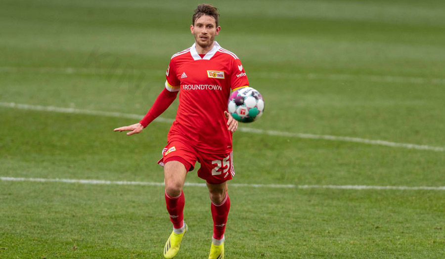Christopher Lenz – A durable left-back, supporting attack and solid defense