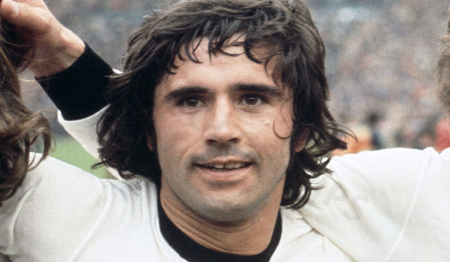 Gerd Müller – The Bomber King with an Unrivaled Goal-Scoring Instinct