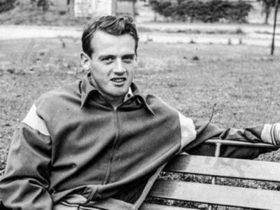Gunnar Andersson – Scored 194 goals, is the greatest scorer in Marseille history