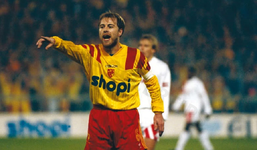 Jean-Guy Wallemme – The defensive leader who took RC Lens to the top of Ligue 1 with a spirit of steel