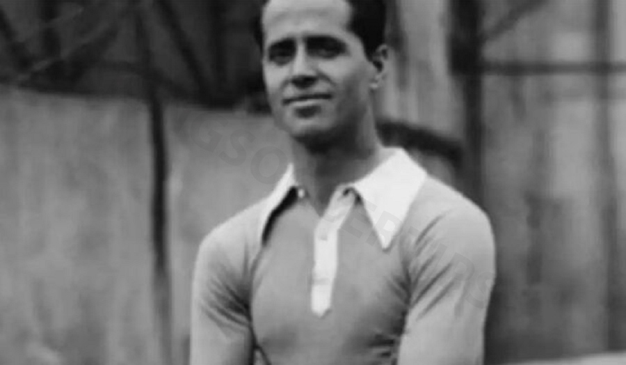 Joaquín Valle - Legendary scorer of 339 goals for Nice from 1937 to 1948, the club's goalscoring icon