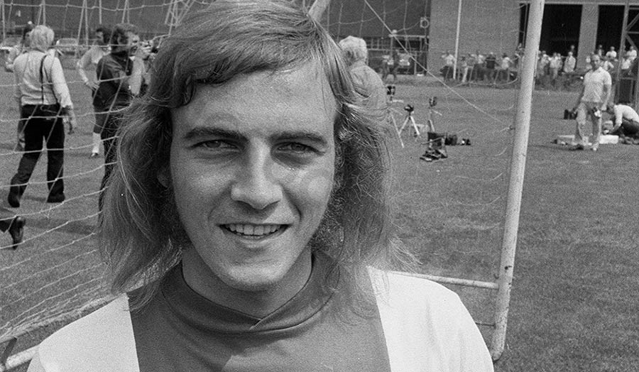 Johan Neeskens - All-round midfielder, attacking and defending and scoring from the second line