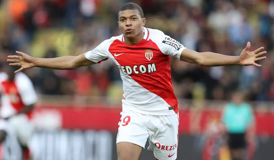 Kylian Mbappe - The young star exploded, contributing greatly to the 2017 Ligue 1 championship