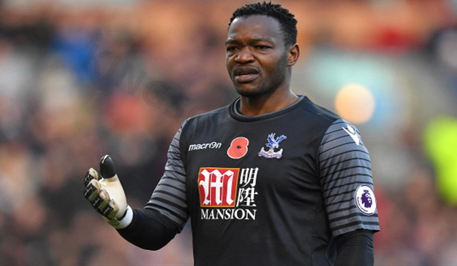 Mandanda started out at Le Havre before becoming a key player for France