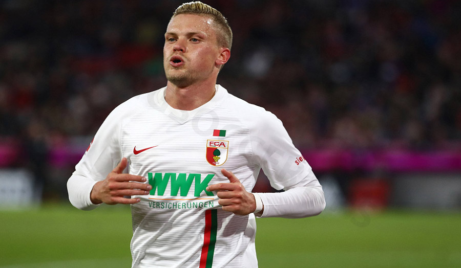 Philipp Max - Top-notch left-back, effective in supporting attacks