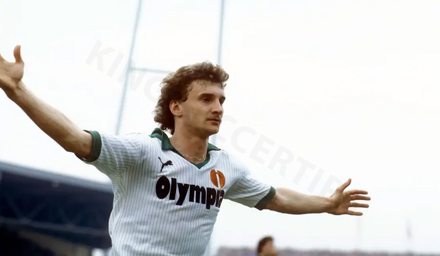 Rudi Völler – The main striker of the 80s, famous in Bundesliga and German national team