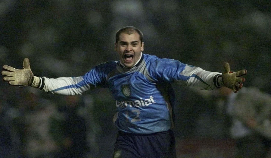 Marcos - Legendary goalkeeper nicknamed "Saint", symbol of loyalty and steel spirit