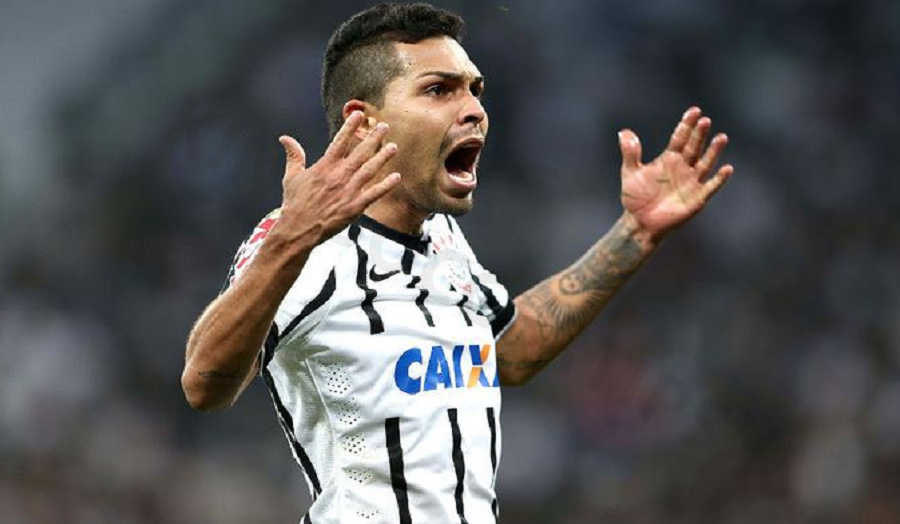 Petros Matheus - The midfield sweeper who keeps the rhythm and stabilizes the team's game