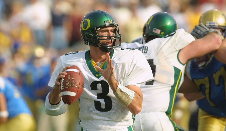 Portrait of Joey Harrington in Oregon Ducks uniform