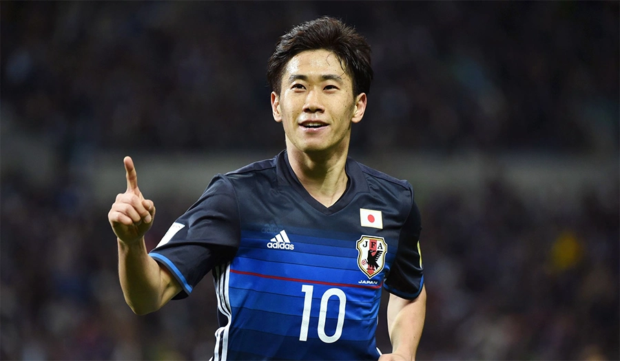 Shinji Kagawa, Japanese playmaker with international success
